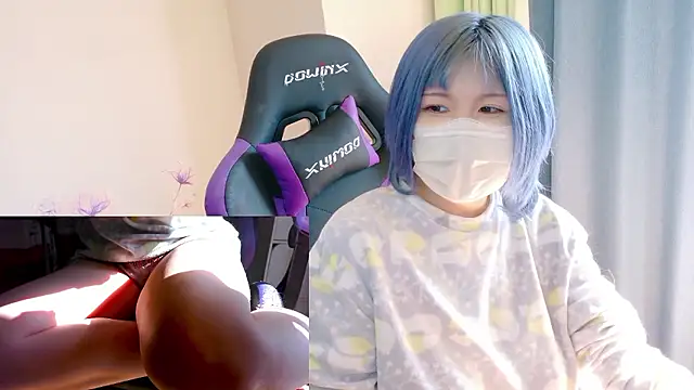 Snapshot of hazuki_8008 chatting on 19, 11, 2025 hazuki 8008 online show from 19, 11, 2025