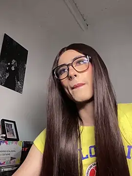 JESSI NAOMI online show from 8, 4, 2026