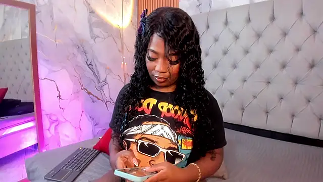 Scarlett diaz17 online show from 15, 4, 2026