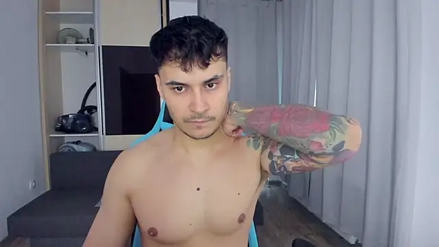 Snapshot of MatMalonne chatting on 31, 12, 2024 MatMalonne online show from 31, 12, 2024