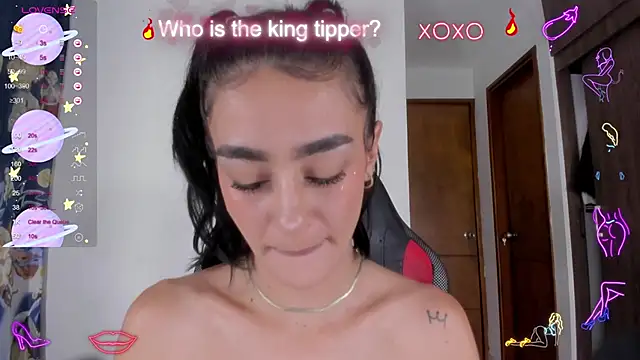 Snapshot of serafelle chatting on 24, 2, 2025 serafelle online show from 24, 2, 2025