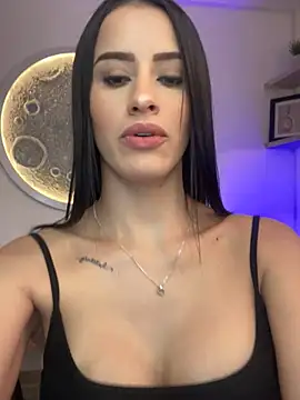 Snapshot of SarahhSmitth1 chatting on 6, 3, 2025 SarahhSmitth1 online show from 6, 3, 2025