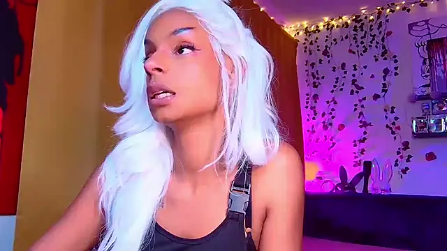 thegoddesschayenne online show from 28, 4, 2026