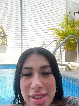 Snapshot of kiim_taaylor chatting on 16, 2, 2025 kiim taaylor online show from 16, 2, 2025