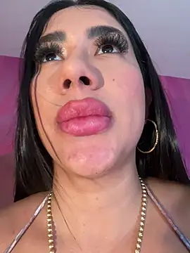 Snapshot of kiim_taaylor chatting on 20, 3, 2025 kiim taaylor online show from 20, 3, 2025