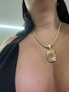 Snapshot of kiim_taaylor chatting on 21, 3, 2025 kiim taaylor online show from 21, 3, 2025