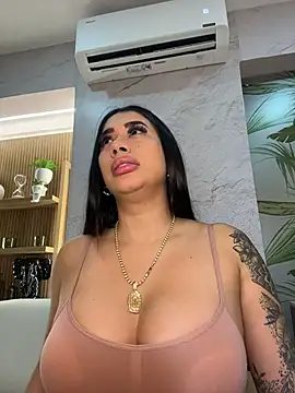 Snapshot of kiim_taaylor chatting on 26, 11, 2025 kiim taaylor online show from 26, 11, 2025