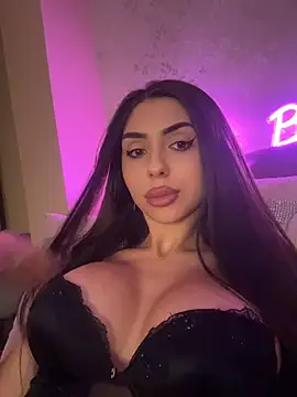 Snapshot of AriannaDiamond20 chatting on 8, 7, 2026 AriannaDiamond20 online show from 8, 7, 2026