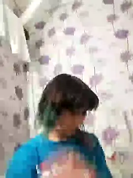 Snapshot of SweetLeila40 chatting on 15, 2, 2025 SweetLeila40 online show from 15, 2, 2025