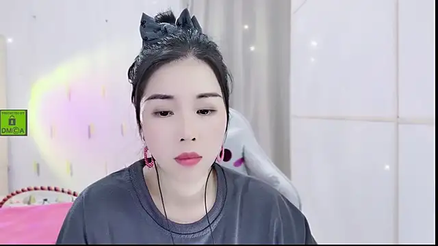 Snapshot of HK_angelchloe chatting on 25, 10, 2025 HK angelchloe online show from 25, 10, 2025