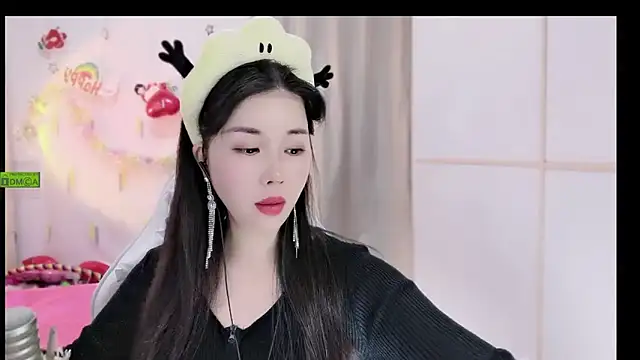 Snapshot of HK_angelchloe chatting on 20, 11, 2025 HK angelchloe online show from 20, 11, 2025