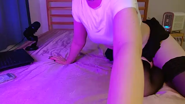 gothgirleden online show from 16, 7, 2026