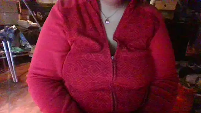 Snapshot of maria38xxx chatting on 1, 10, 2025 maria38xxx online show from 1, 10, 2025