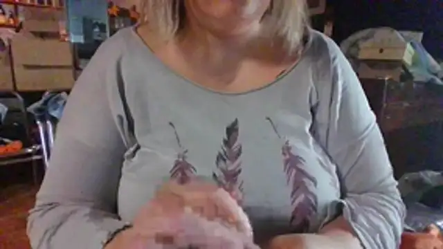 Snapshot of maria38xxx chatting on 27, 10, 2025 maria38xxx online show from 27, 10, 2025