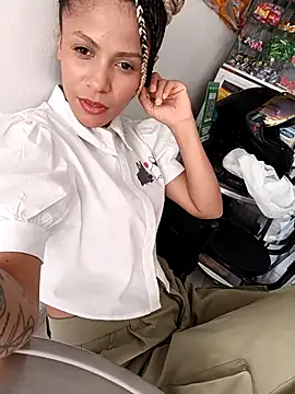 BlairSamy online show from 4, 11, 2025