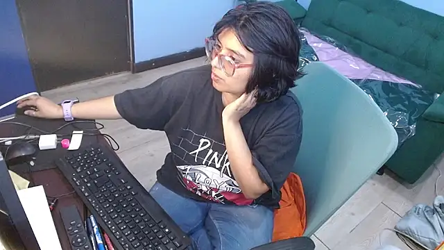 X CHERRY XX online show from 1, 7, 2026