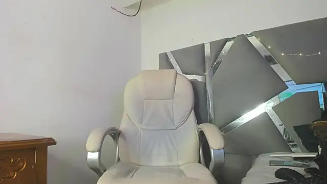 Snapshot of Arii_xxx chatting on 28, 2, 2025 Arii xxx online show from 28, 2, 2025