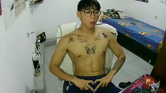 Snapshot of Dillom420 chatting on 9, 10, 2025 Dillom420 online show from 9, 10, 2025