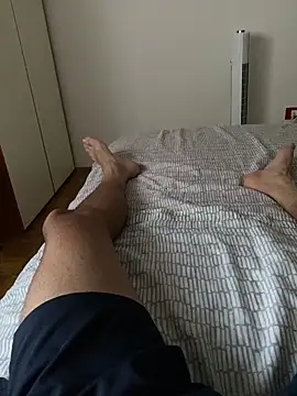 Snapshot of Lmurt24 chatting on 21, 9, 2025 Lmurt24 online show from 21, 9, 2025