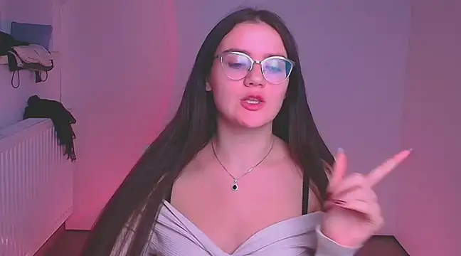 Snapshot of Josephine_jo chatting on 19, 12, 2024 Josephine jo online show from 19, 12, 2024