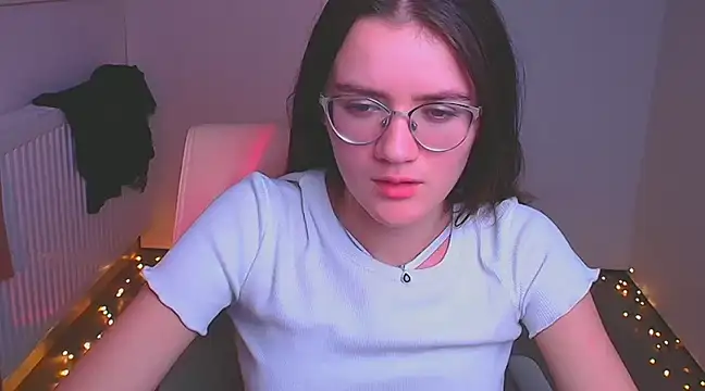 Snapshot of Josephine_jo chatting on 20, 12, 2024 Josephine jo online show from 20, 12, 2024