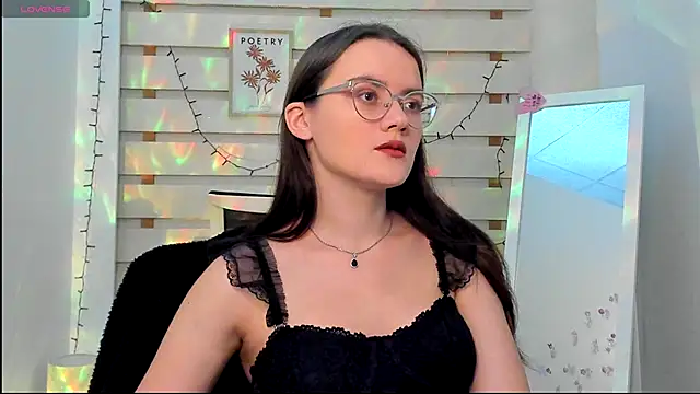 Snapshot of Josephine_jo chatting on 28, 9, 2025 Josephine jo online show from 28, 9, 2025