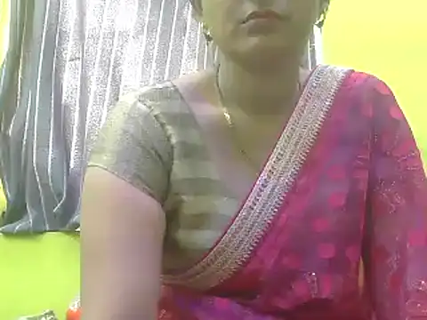 CUTYHINA 001 online show from 14, 12, 2024