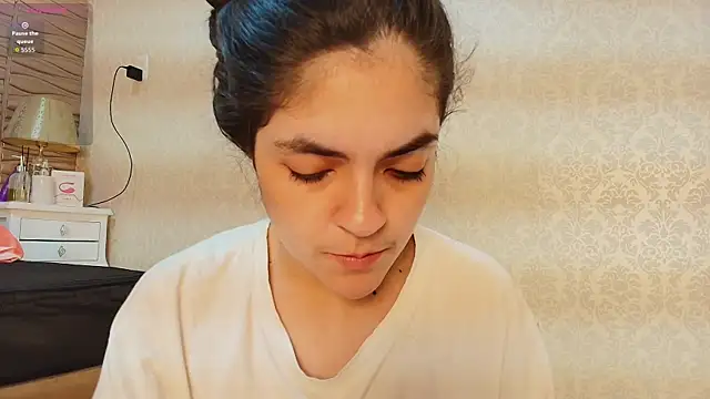 sofiaclauss online show from 30, 9, 2025