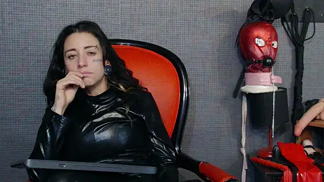 LusstCruella online show from 4, 3, 2025