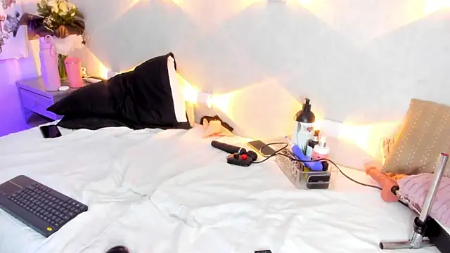 Martina Miiller online show from 1, 4, 2026