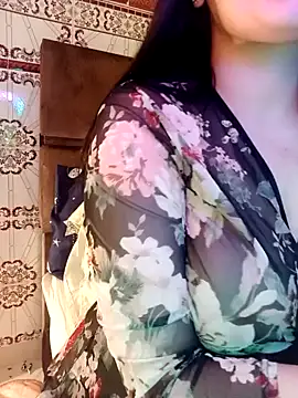 Snapshot of im_here- chatting on 5, 2, 2025 im here- online show from 5, 2, 2025