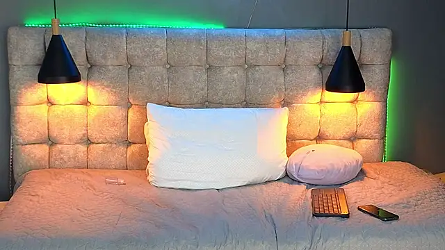 Laia and Aloby online show from 17, 1, 2025