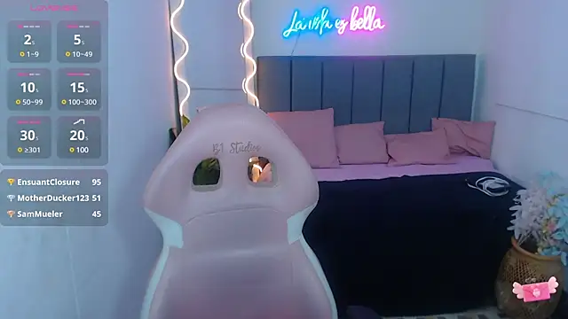 Krysstal tay online show from 2, 2, 2025