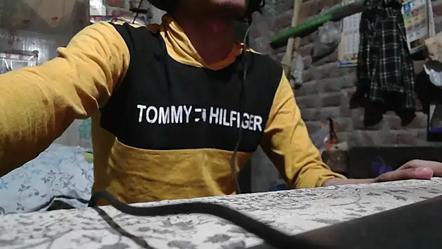 Dreamdaze2025 online show from 8, 4, 2026