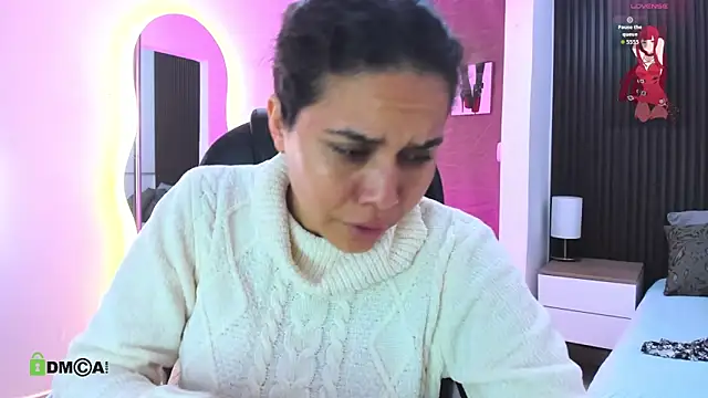 natasha  jackson online show from 20, 11, 2025