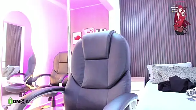 natasha  jackson online show from 24, 11, 2025