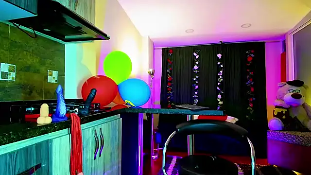 Snapshot of oriana_thomson2 chatting on 4, 2, 2025 oriana thomson2 online show from 4, 2, 2025