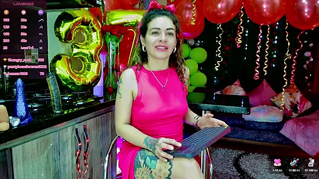 Snapshot of oriana_thomson2 chatting on 16, 3, 2025 oriana thomson2 online show from 16, 3, 2025