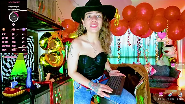 Snapshot of oriana_thomson2 chatting on 16, 3, 2025 oriana thomson2 online show from 16, 3, 2025