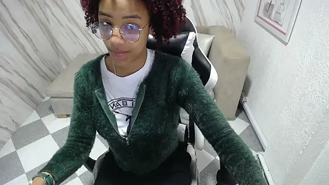 Violeth b online show from 8, 3, 2025