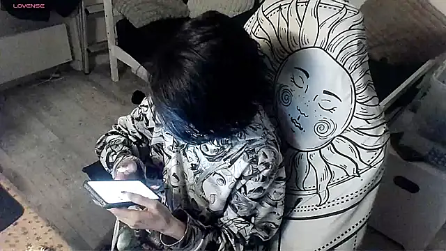 Snapshot of LisandreLaVenale chatting on 11, 12, 2024 LisandreLaVenale online show from 11, 12, 2024