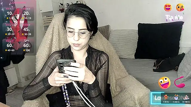 Snapshot of LisandreLaVenale chatting on 15, 1, 2025 LisandreLaVenale online show from 15, 1, 2025