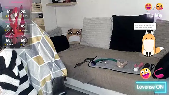 Snapshot of LisandreLaVenale chatting on 22, 1, 2025 LisandreLaVenale online show from 22, 1, 2025