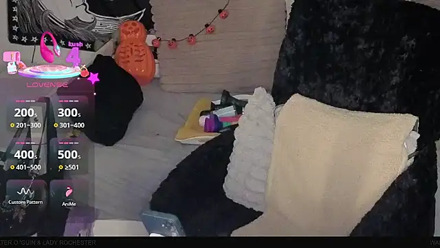 Snapshot of LisandreLaVenale chatting on 31, 10, 2025 LisandreLaVenale online show from 31, 10, 2025