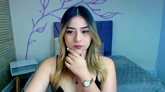 DahliaMoore online show from 17, 12, 2024