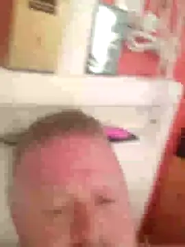 Snapshot of swingr chatting on 24, 1, 2025 swingr online show from 24, 1, 2025