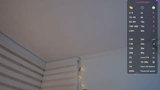 venusleroy  online show from 19, 12, 2025