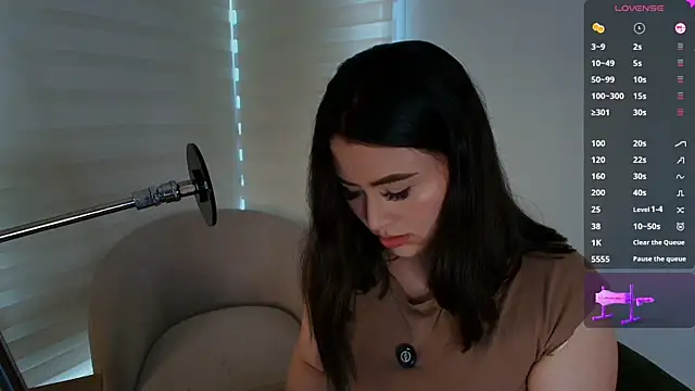 Snapshot of venusleroy_ chatting on 29, 4, 2026 venusleroy online show from 29, 4, 2026
