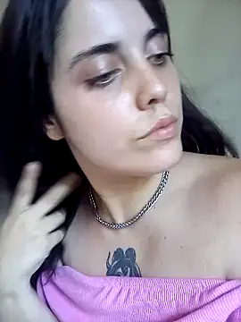 Snapshot of lucylovles chatting on 2, 2, 2025 lucylovles online show from 2, 2, 2025