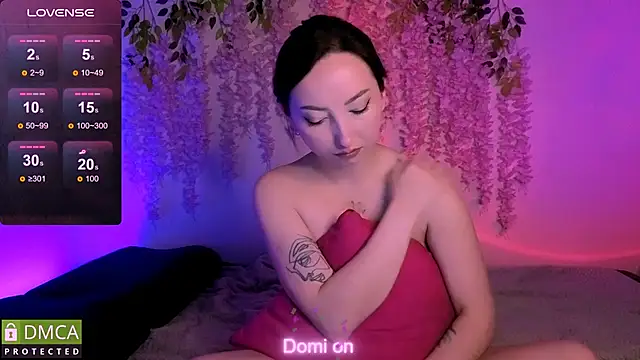 Snapshot of wow_susan chatting on 8, 11, 2025 wow susan online show from 8, 11, 2025